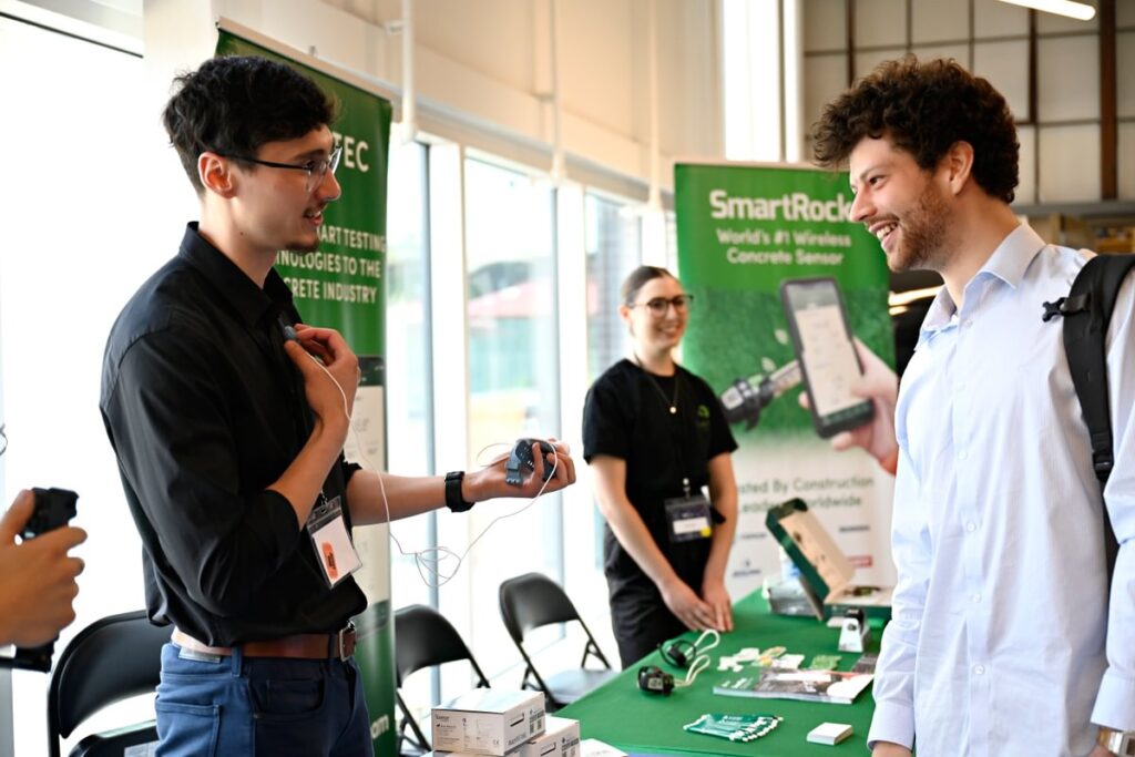 An image of the Ottawa skyline at dusk, overlooking the Pariliament buildings and the National Arts Centre